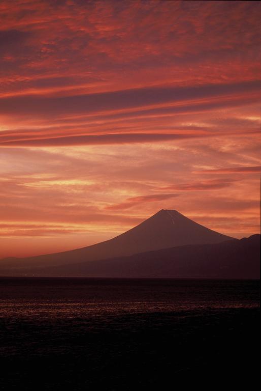 Yamaya Hotel Numazu Buitenkant foto